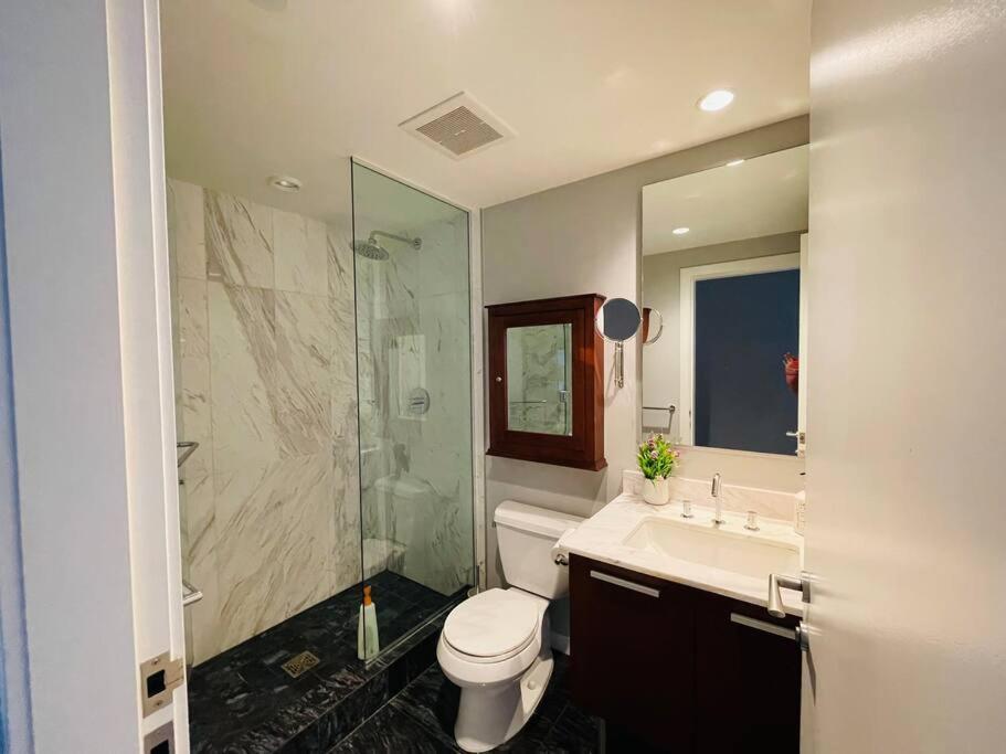 Waterfalls Hotel 빅토리아 외부 사진